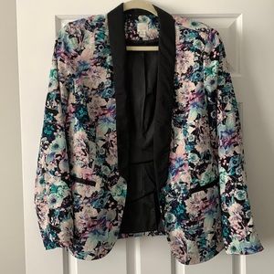 LC Lauren Conrad dark floral blazer with shoulder pads